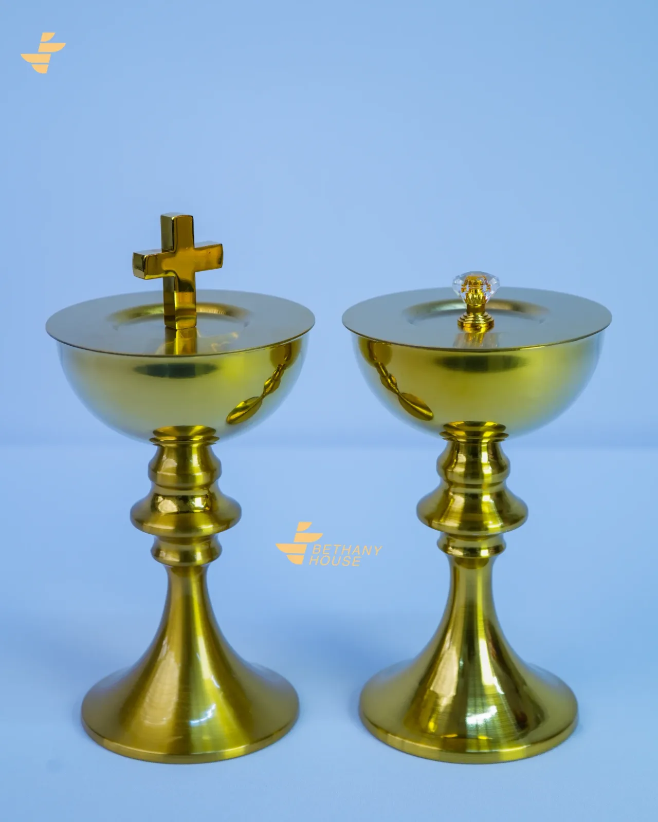 Ciborium  - Gold coated Medium sized