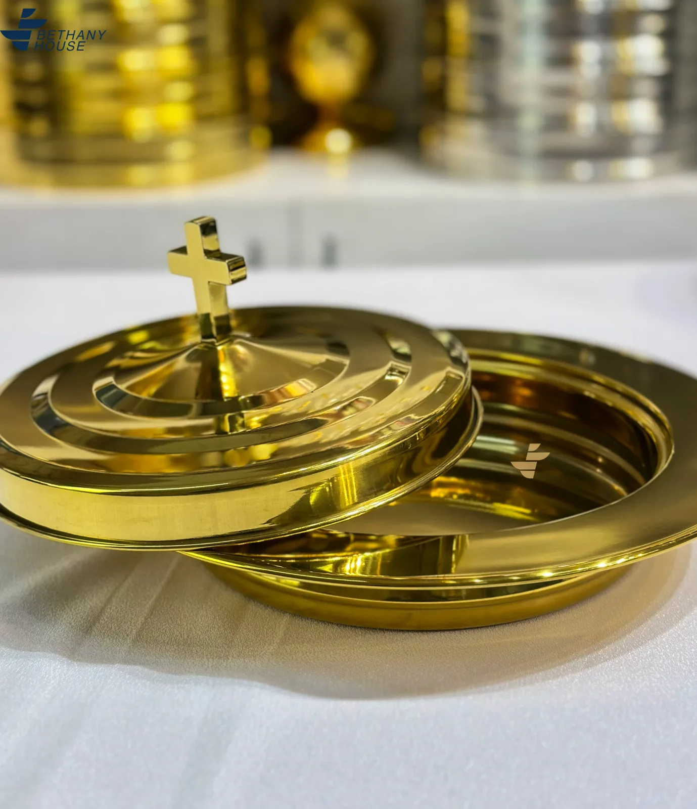 Gold bread tray